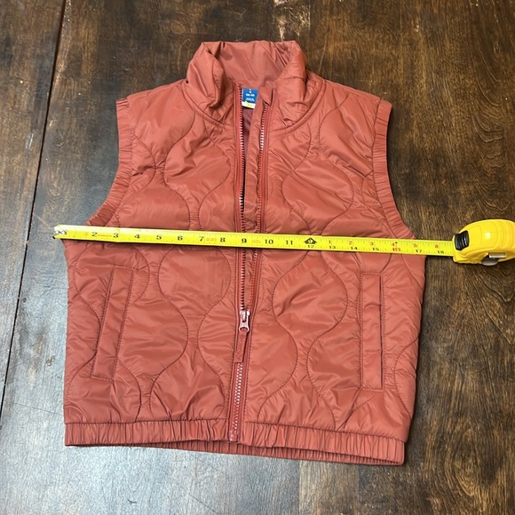 Old Navy vest - Picture 2 of 4